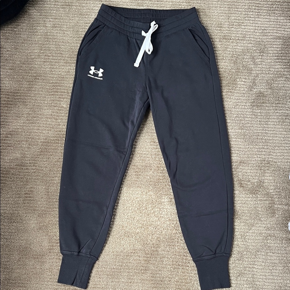 Women’s Under Armour Black Cuffed Joggers